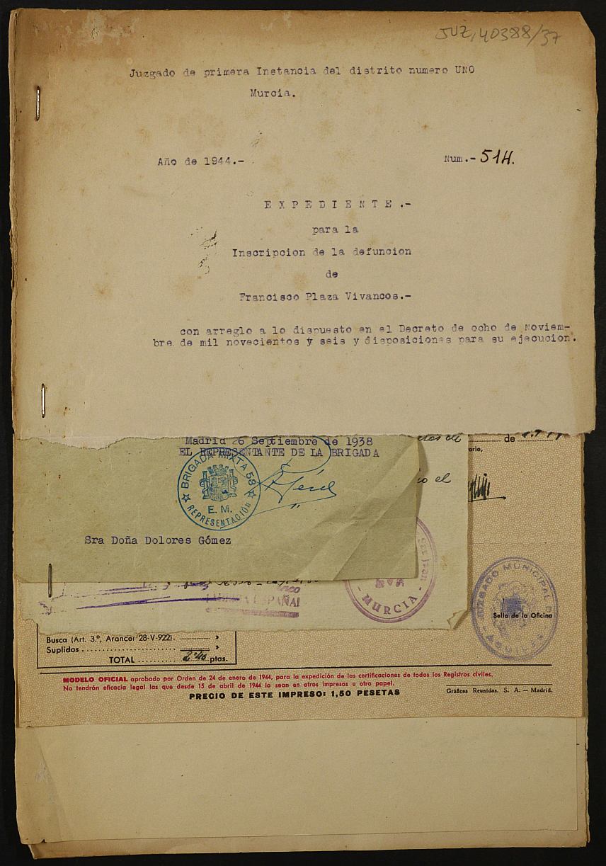 Expediente 514/1944 del Juzgado de Primera Instancia de Murcia para la inscripción en el Registro Civil por la desaparición en el frente de Francisco Plaza Vivancos.